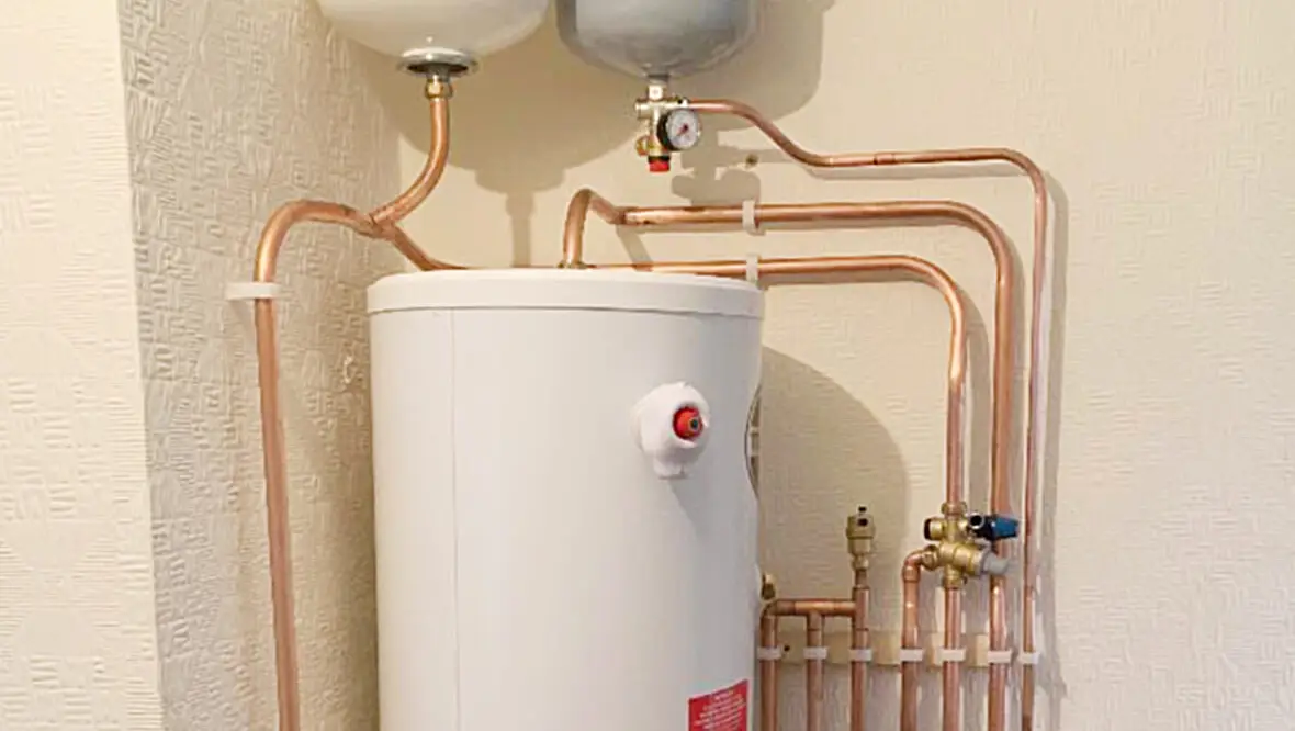 Fit or replace an unvented hot water cylinder cost