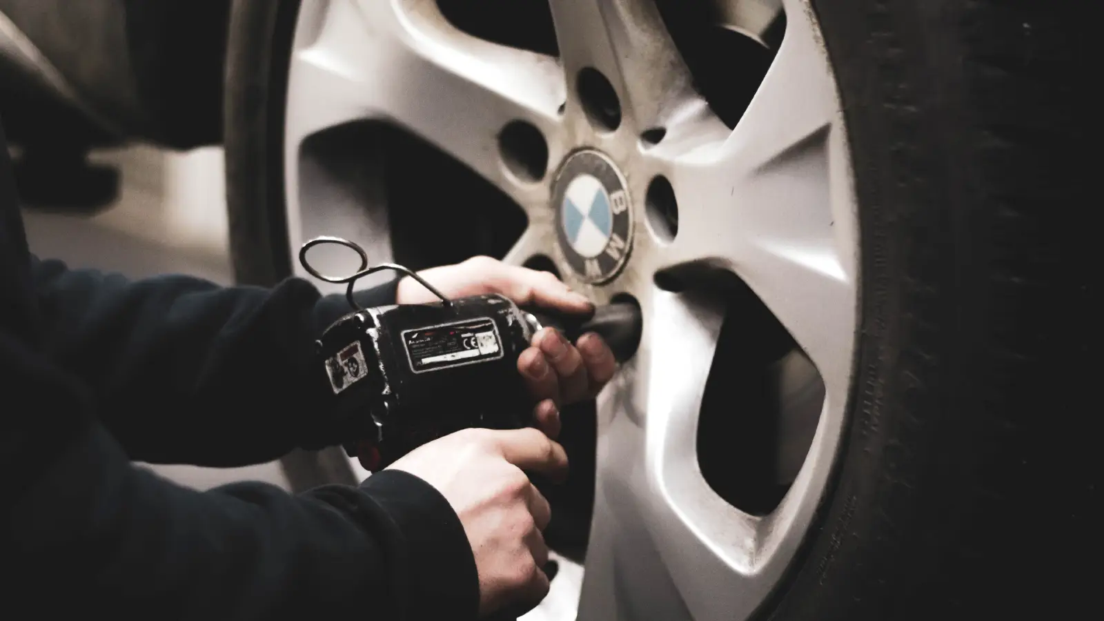 Replacement brake pads and discs cost