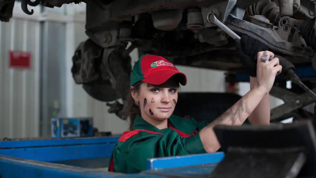 Do You Need a Car Service and MOT Specialist?