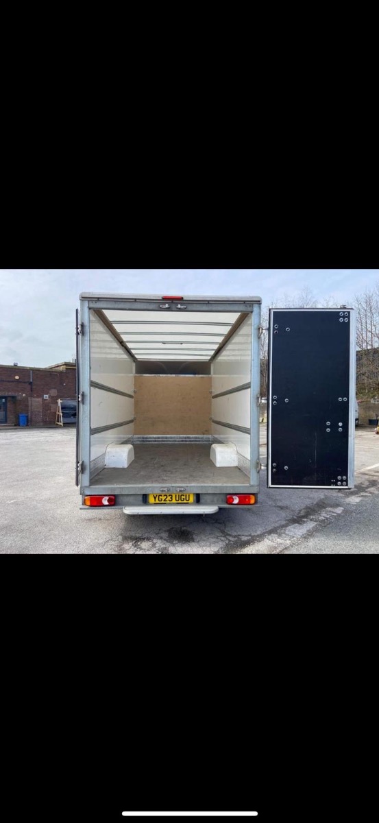 Removals and Storage: Image 3