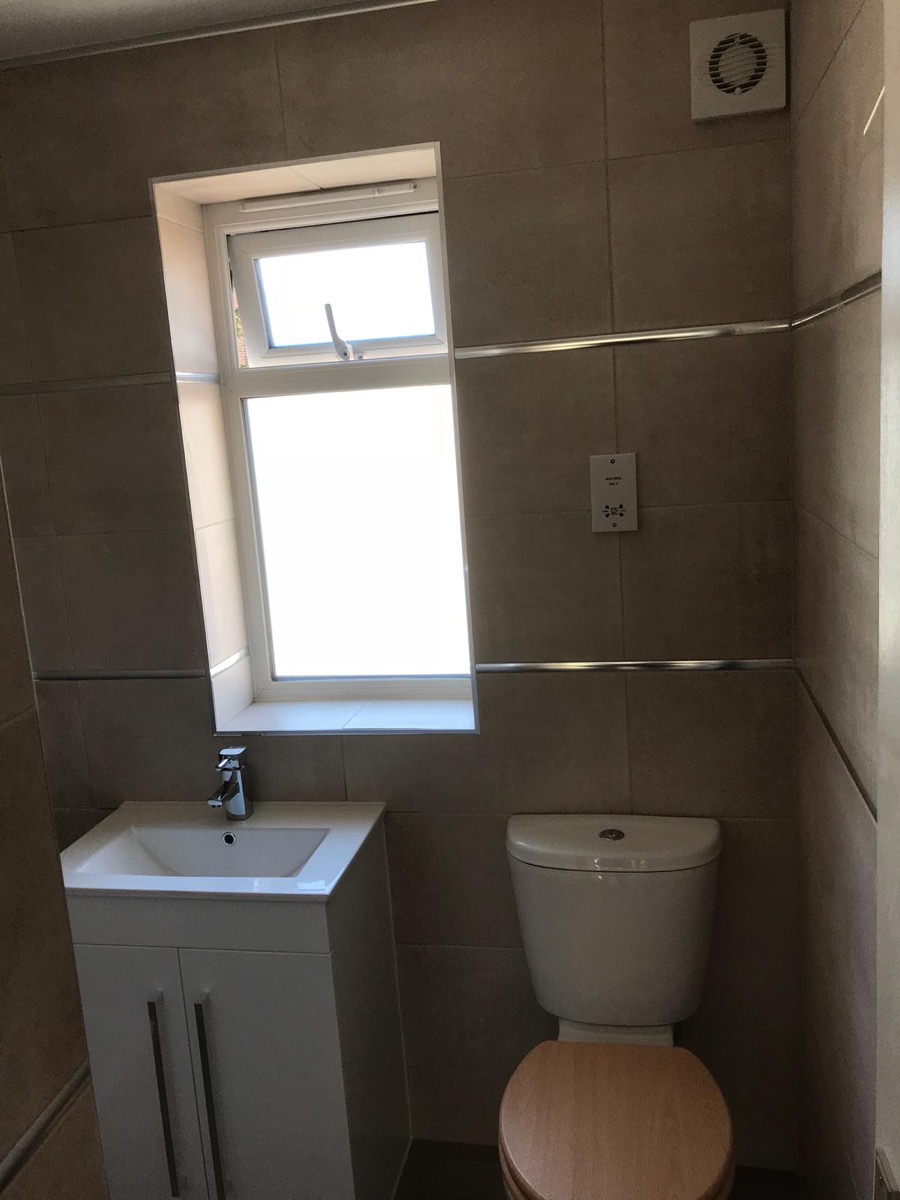 Builder: Image 38