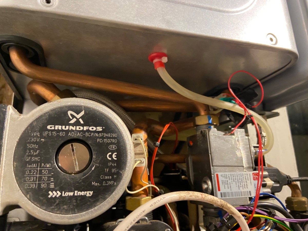 Heating Engineer: Image 6