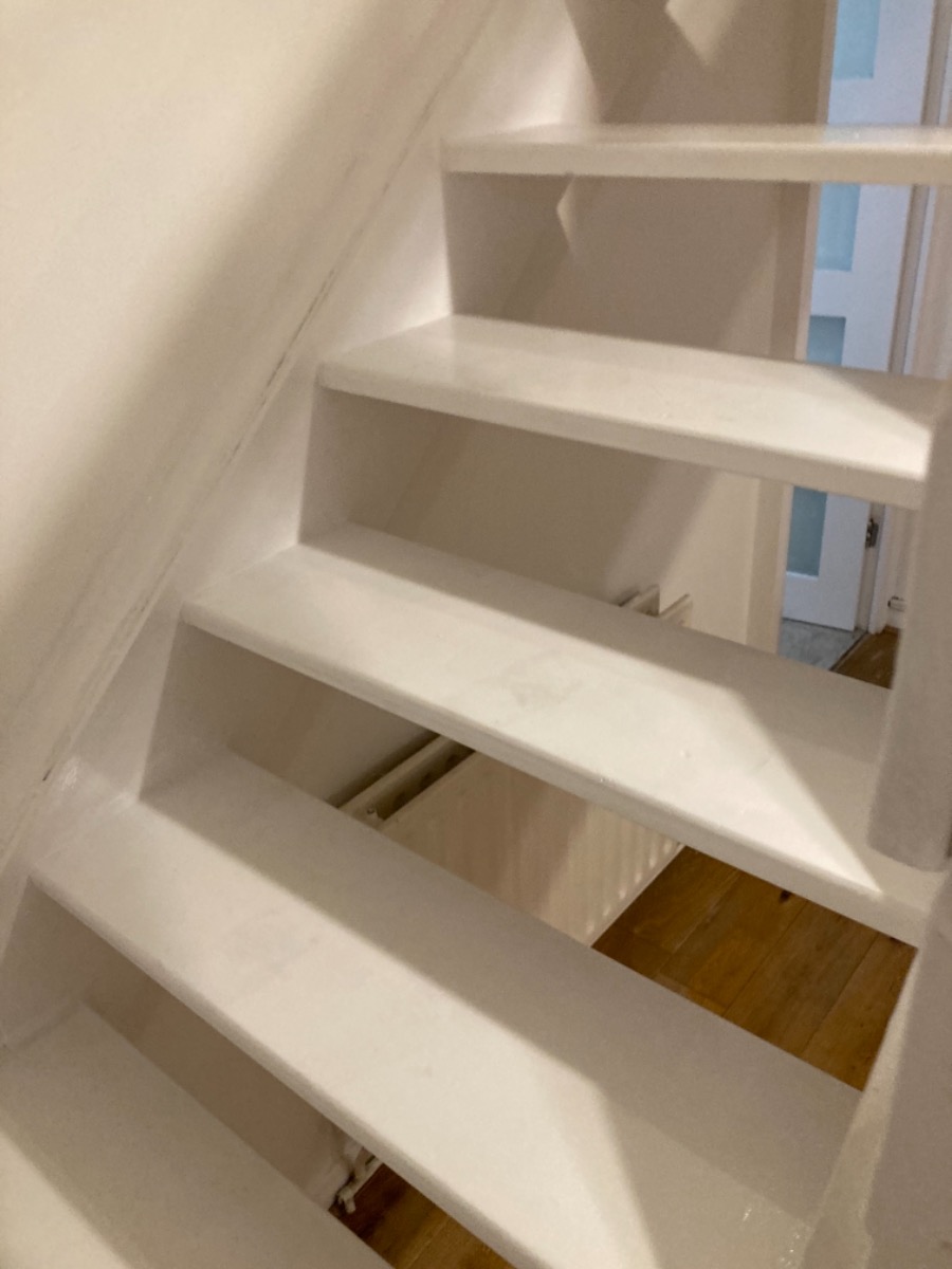 Painter and Decorator: Image 3