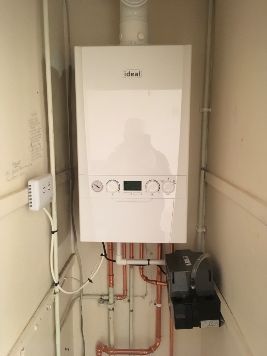 Heating Engineer: Image 7