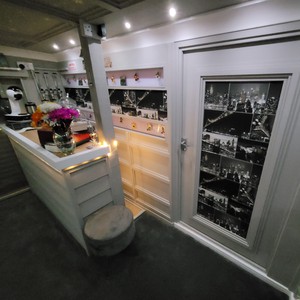 Company: Image 1