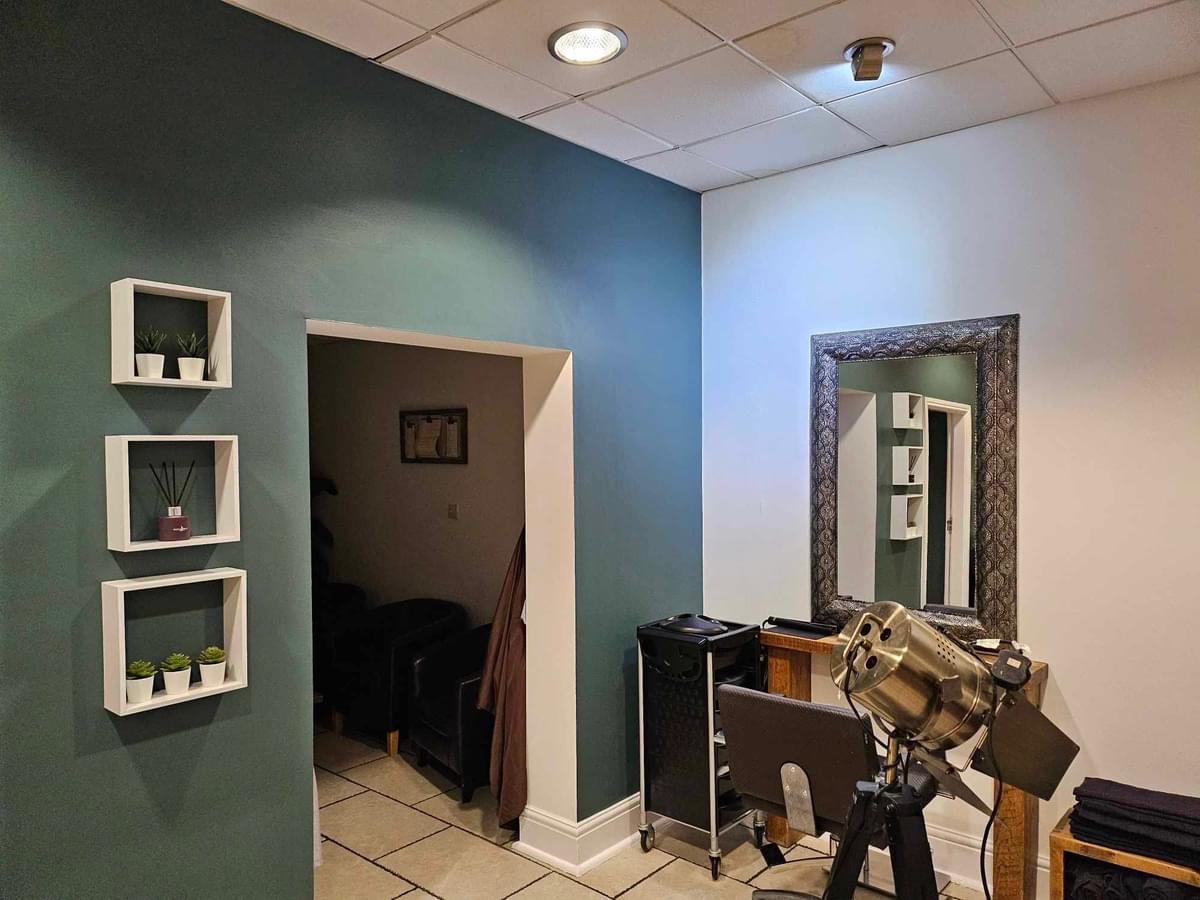 Painter and Decorator: Image 8