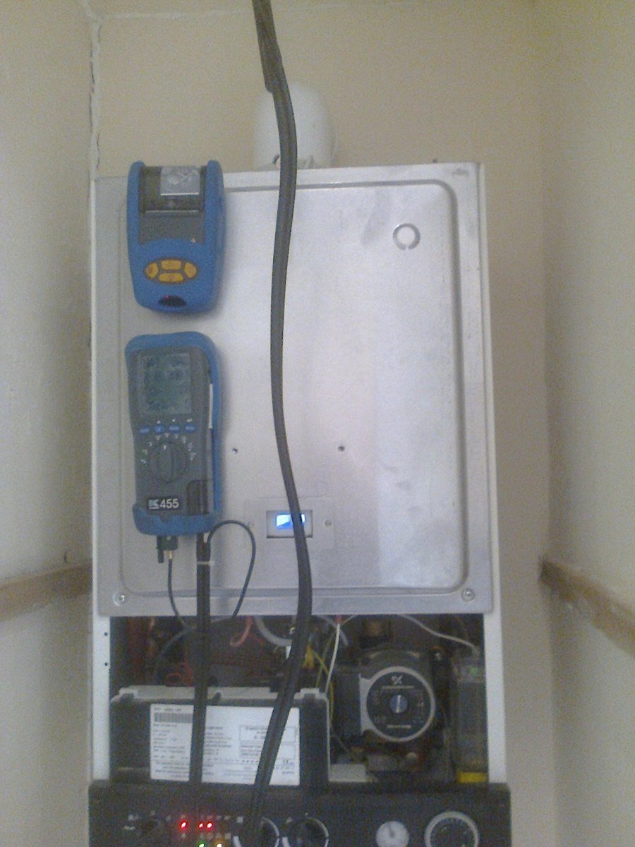 Heating Engineer: Image 2