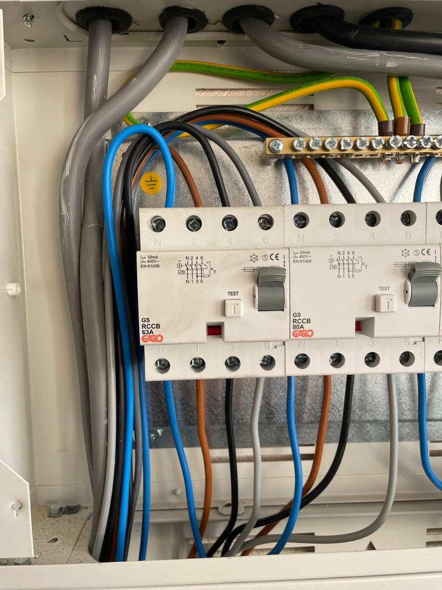Electrician: Image 24