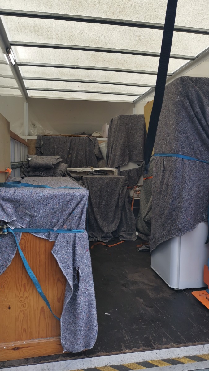 Removals and Storage: Image 1