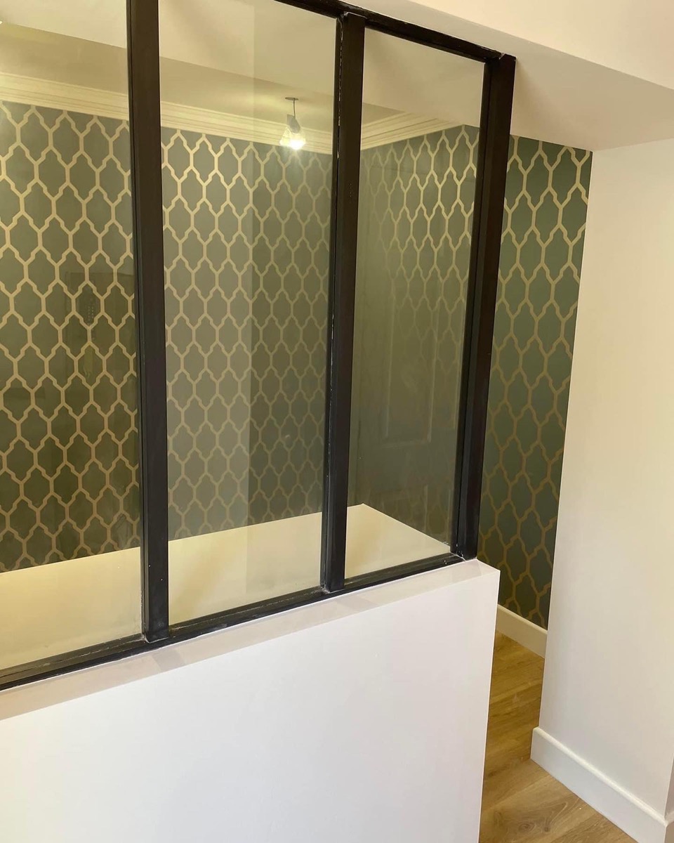 Painter and Decorator: Image 18