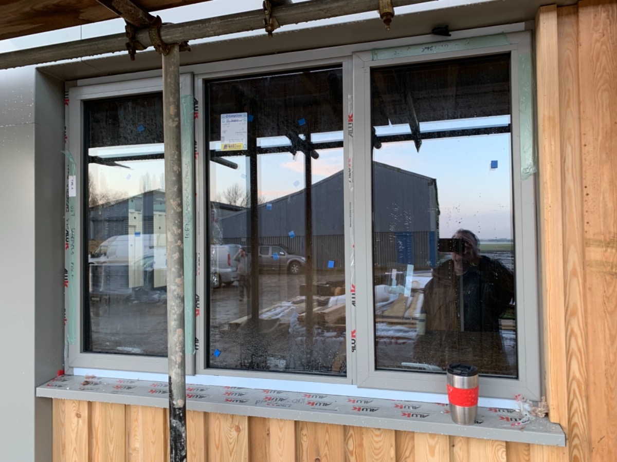 Builder: Image 4