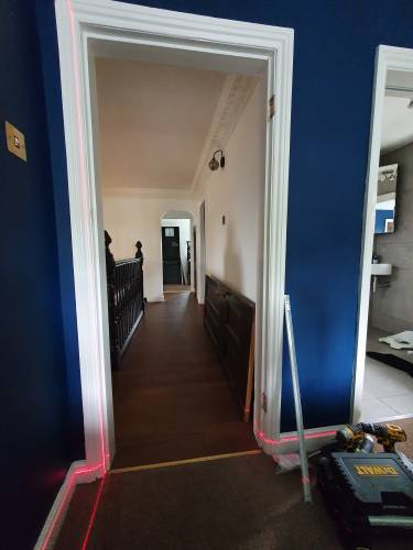 Door Fitter: Image 2