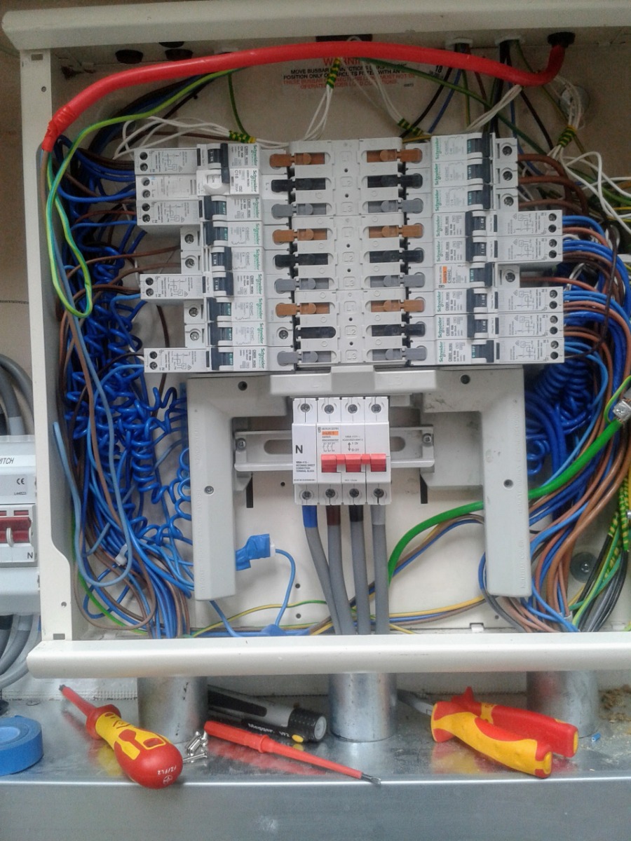 Electrician: Image 10