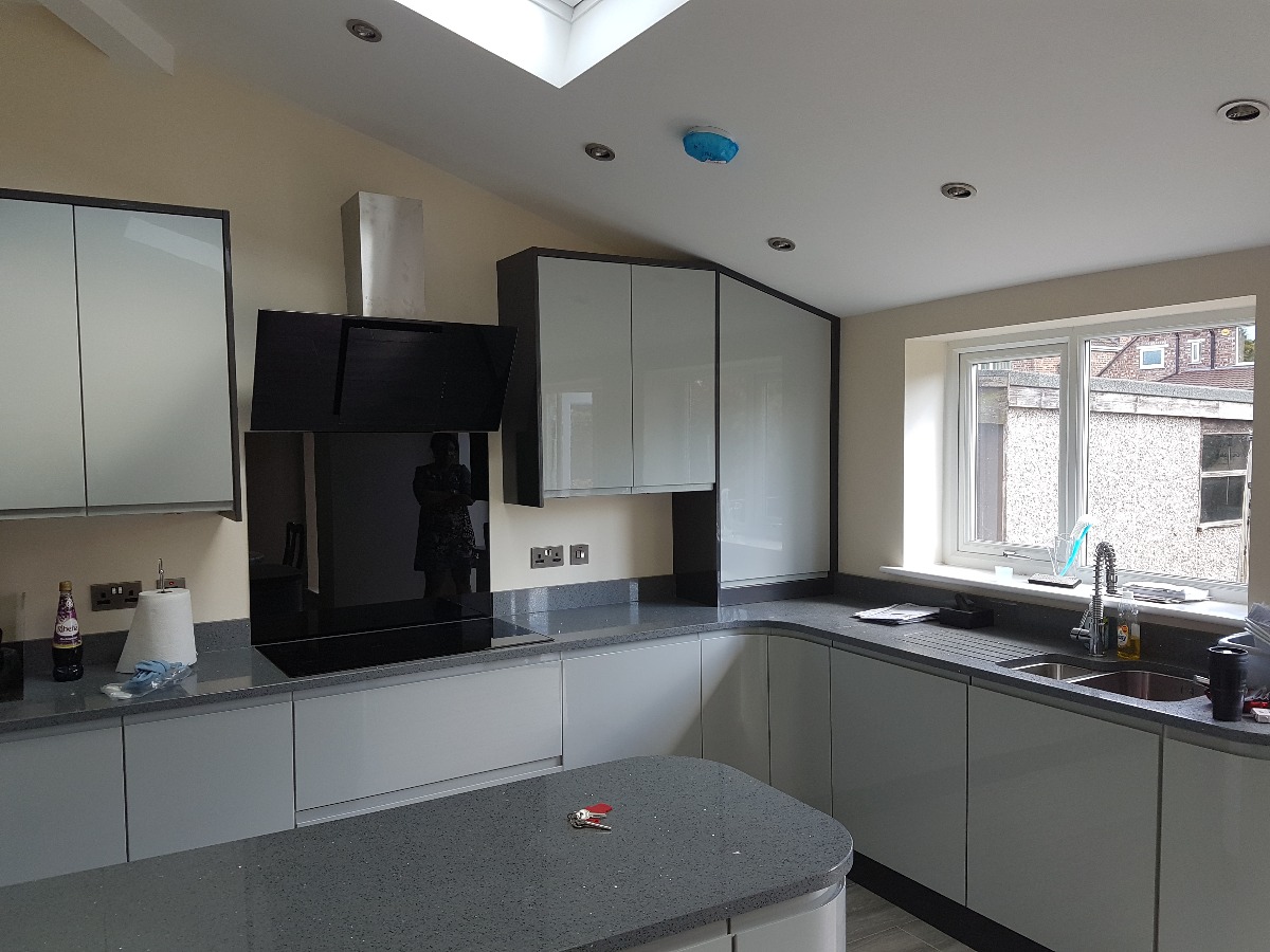 Builder: Image 7