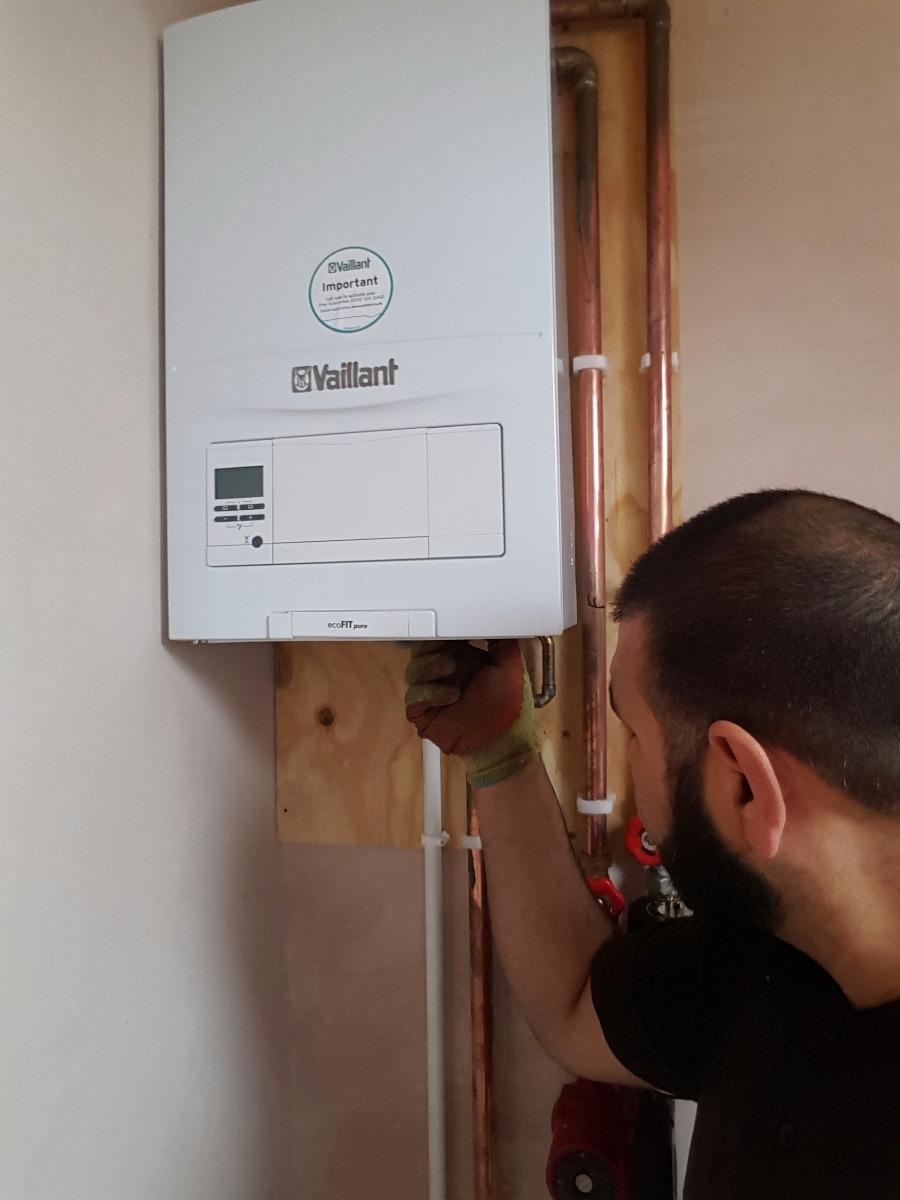 Heating Engineer: Image 2