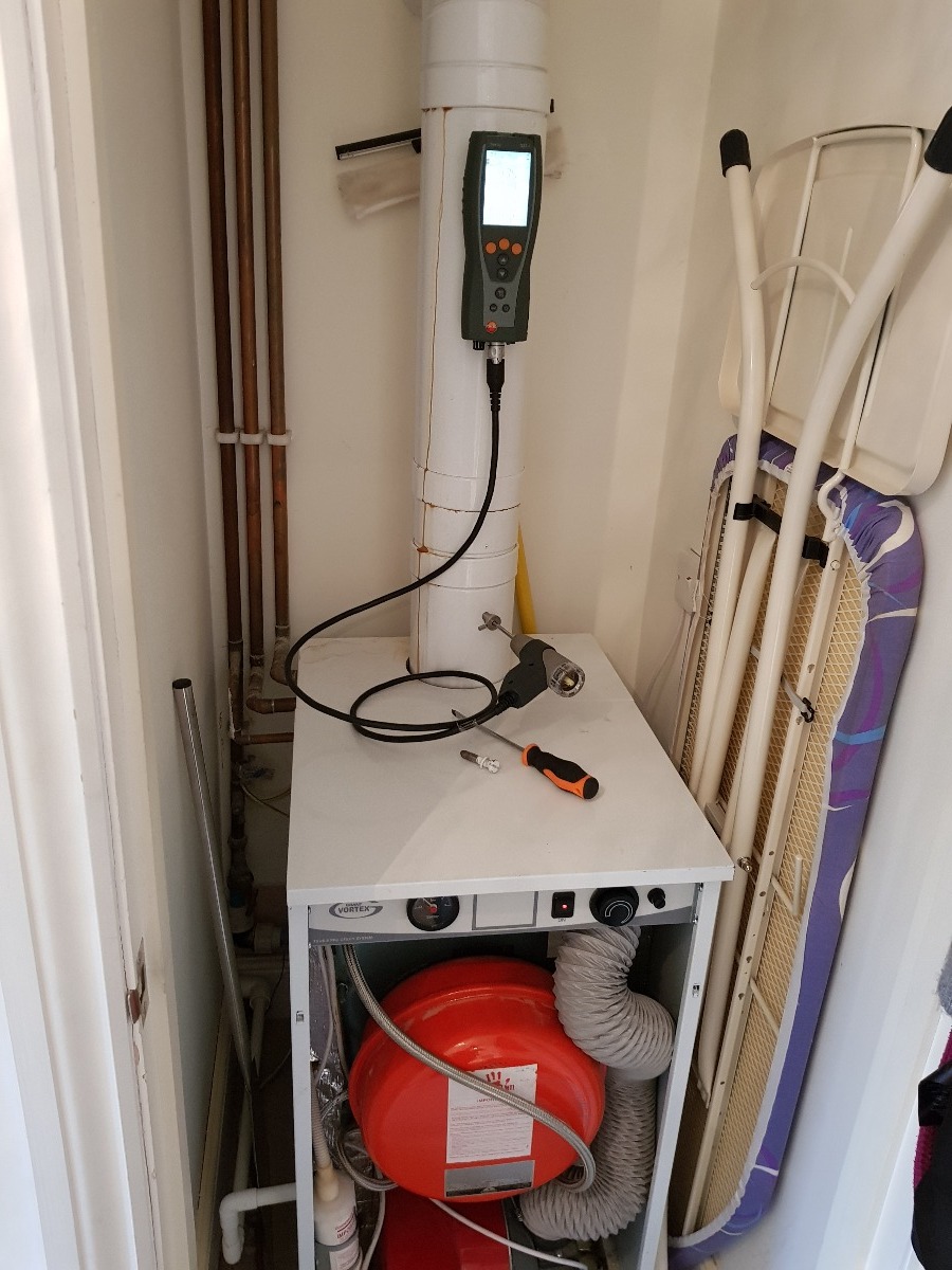 Heating Engineer: Image 1