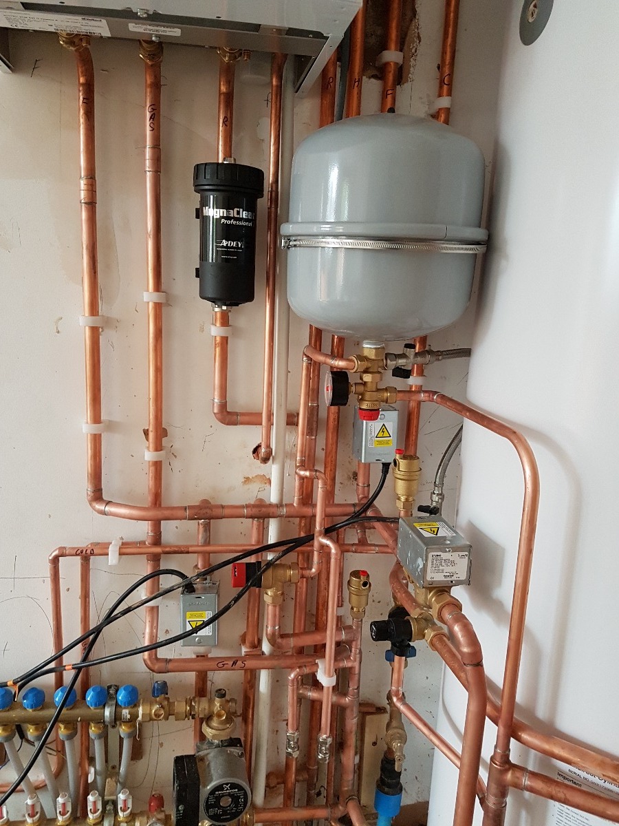 Heating Engineer: Image 2