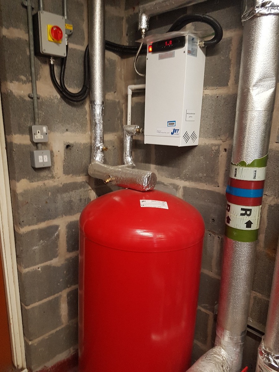 Heating Engineer: Image 15