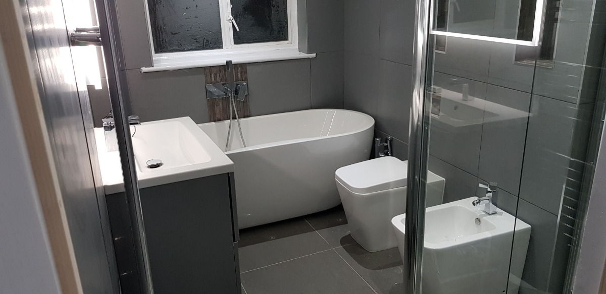 Bathroom Fitter: Image 2
