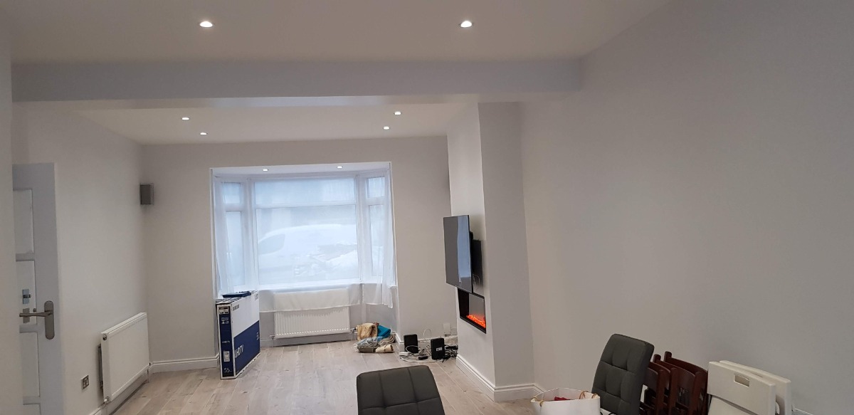 Painter and Decorator: Image 2