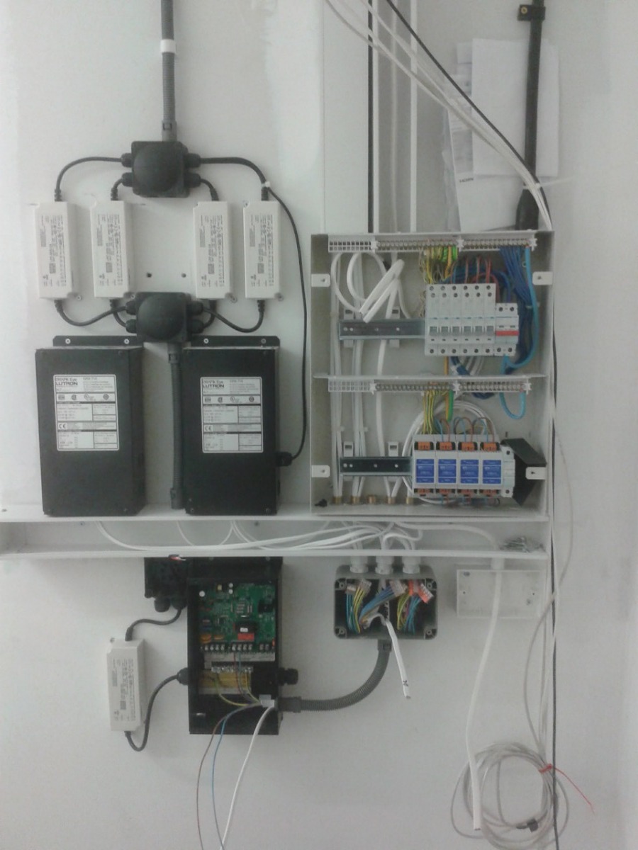Electrician: Image 23