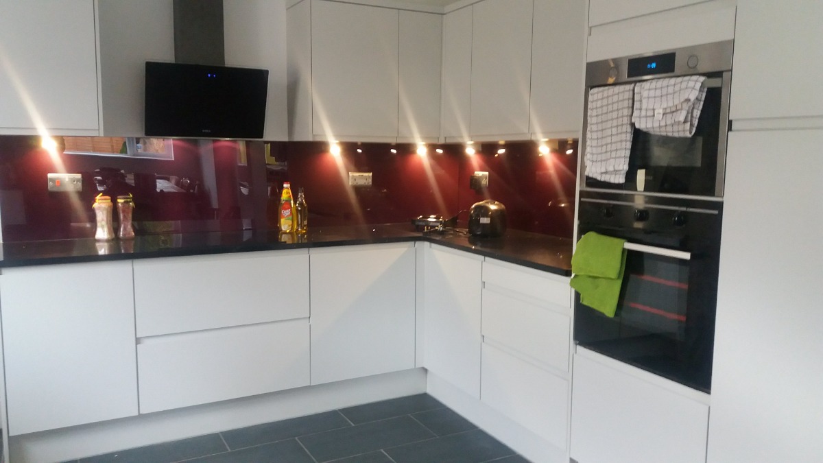 Kitchen Fitter: Image 2
