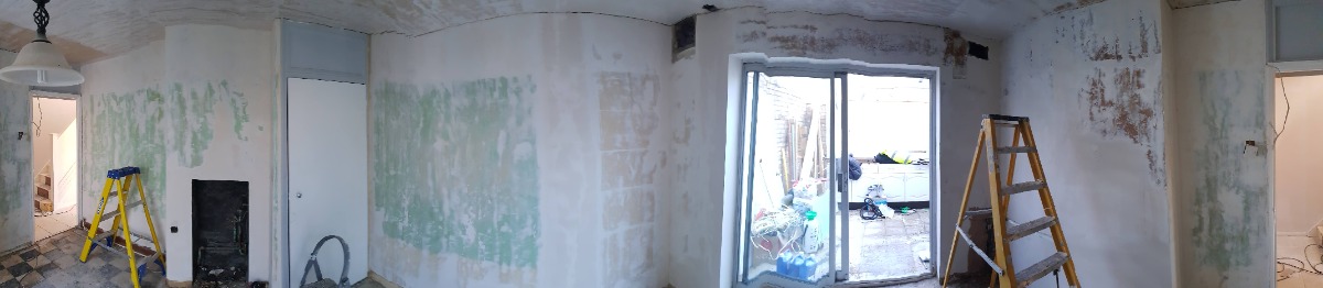 Painter and Decorator: Image 1