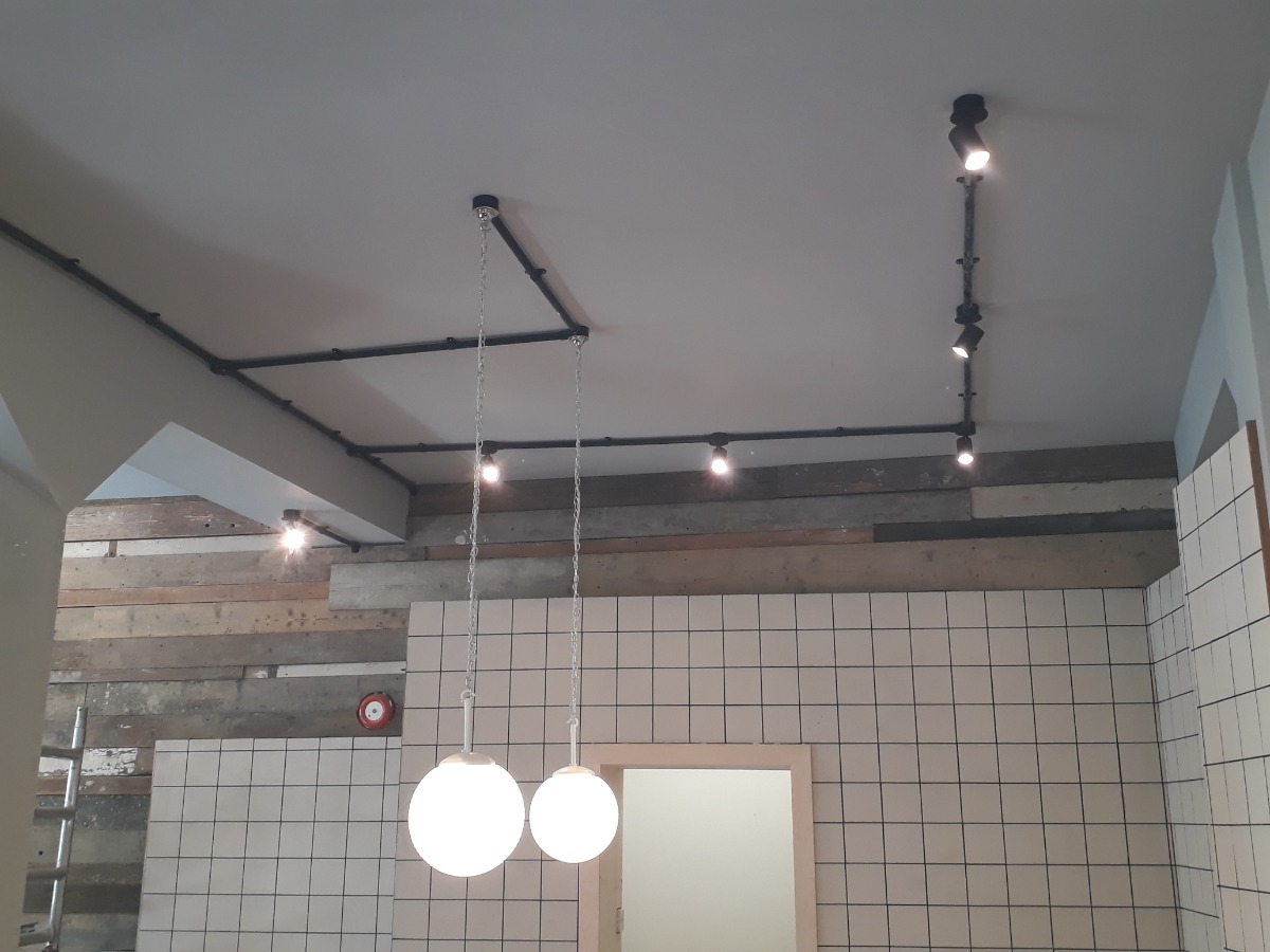 Company: Image 89
