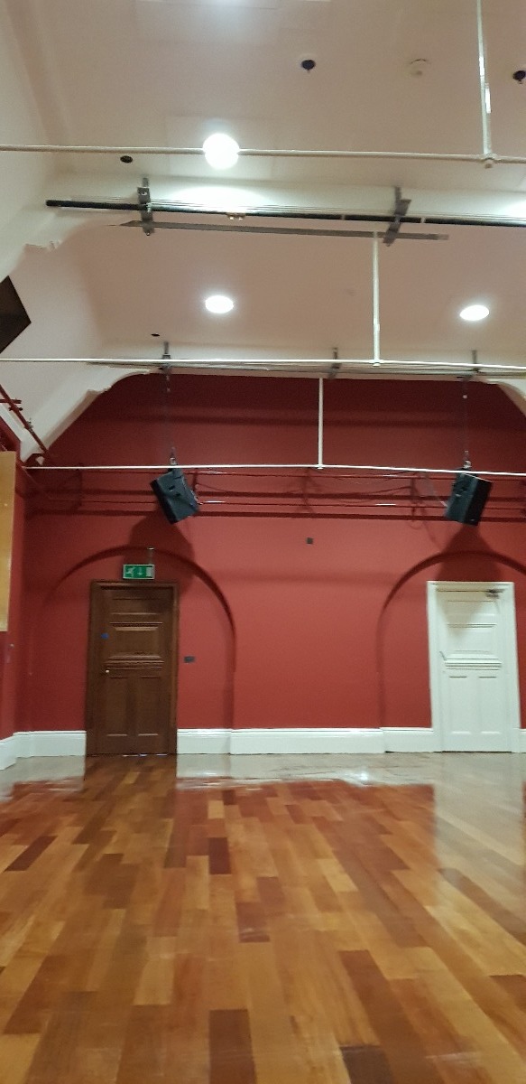 Painter and Decorator: Image 1