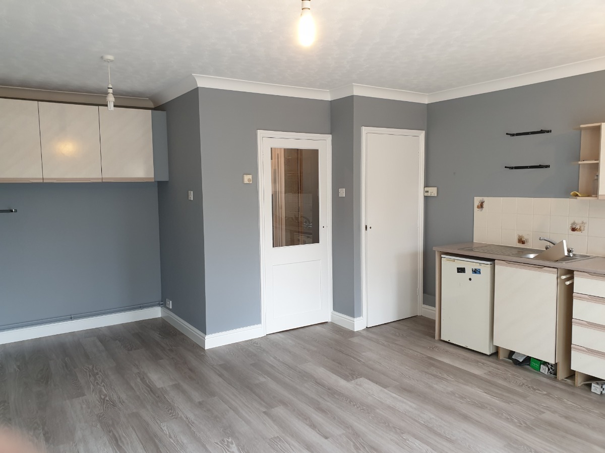 Painter and Decorator: Image 8