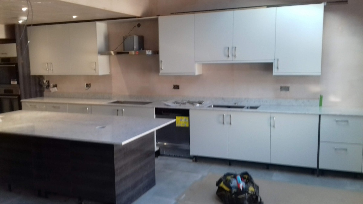Builder: Image 10