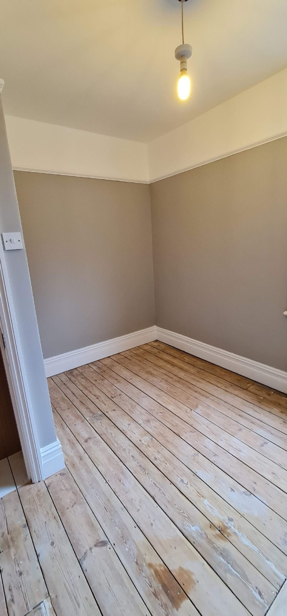 Painter and Decorator: Image 47