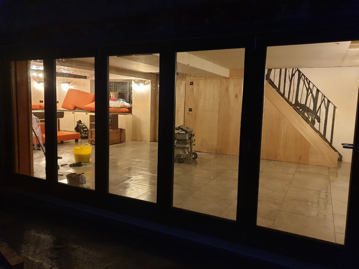 Builder: Image 3