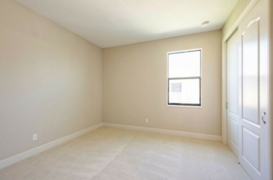 Painter and Decorator: Image 1