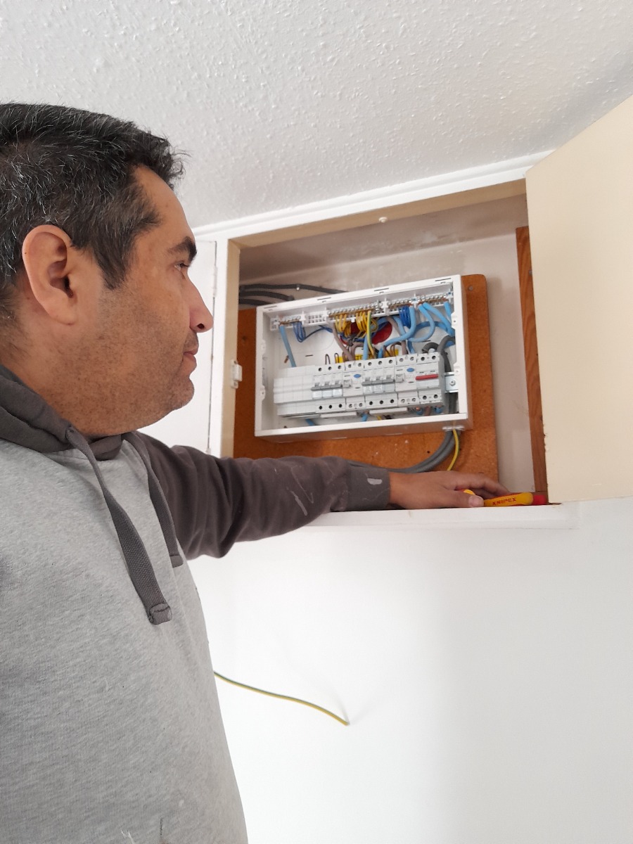 Electrician: Image 13