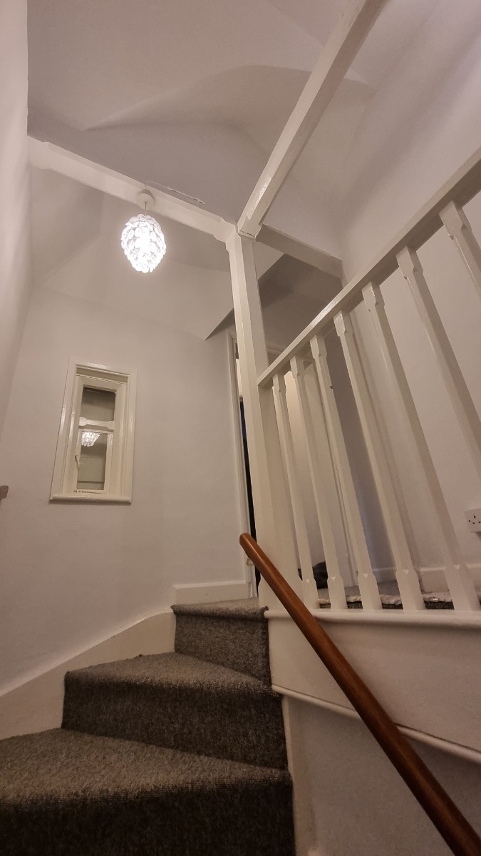 Painter and Decorator: Image 1