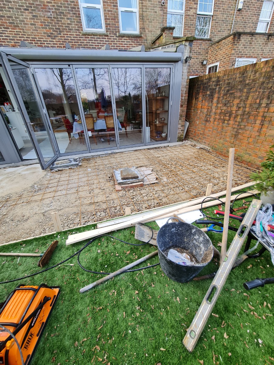 Builder: Image 4