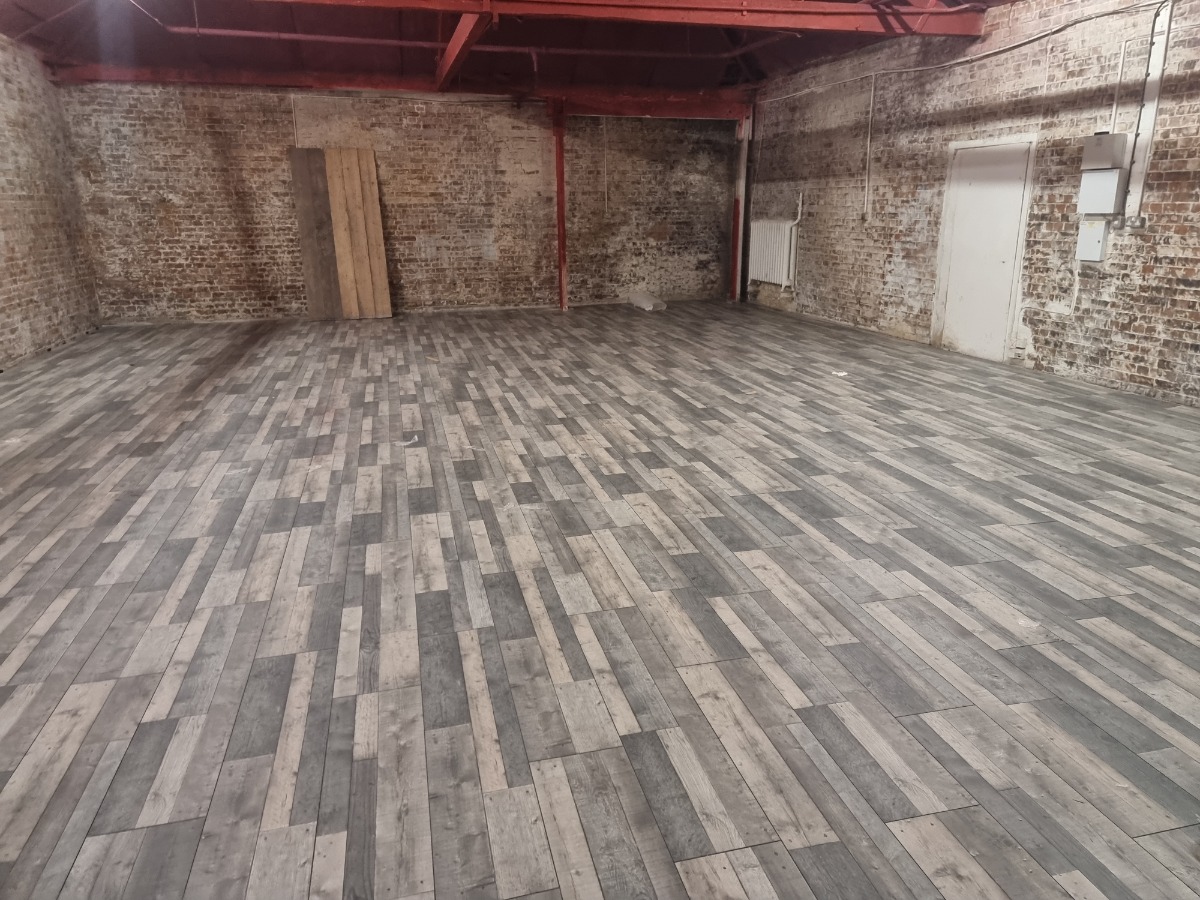Builder: Image 20