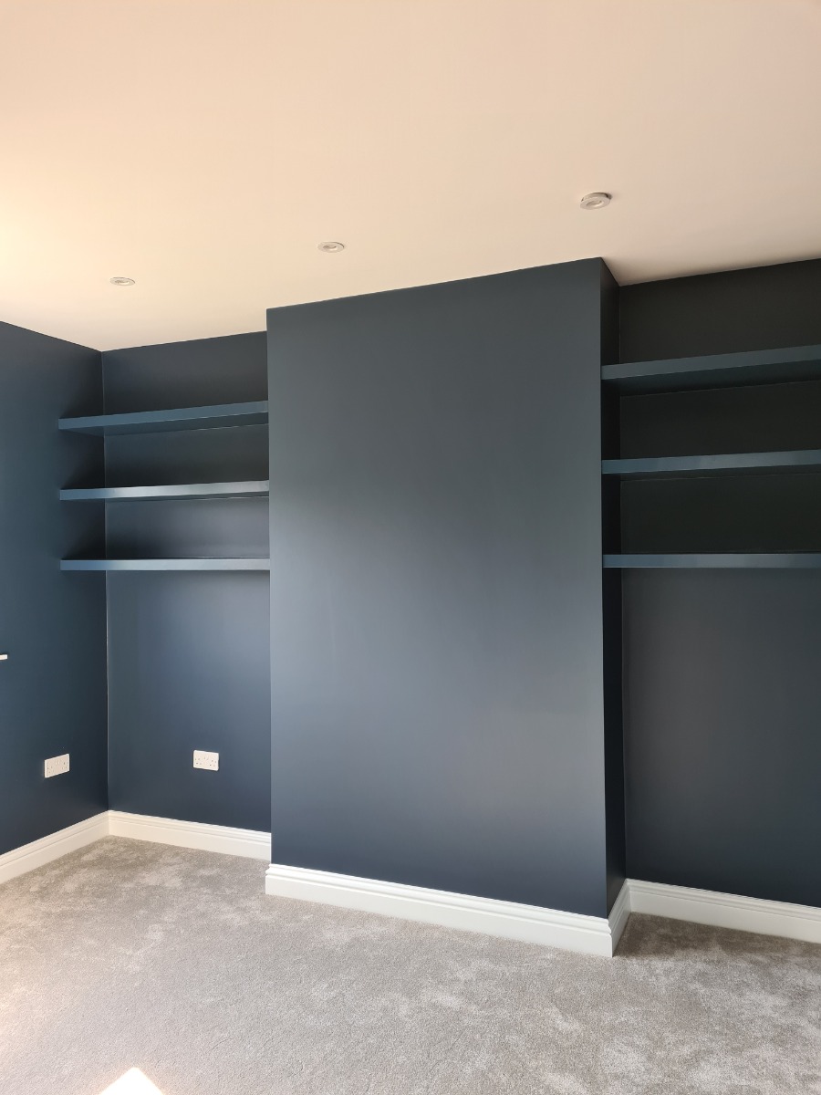 Painter and Decorator: Image 1