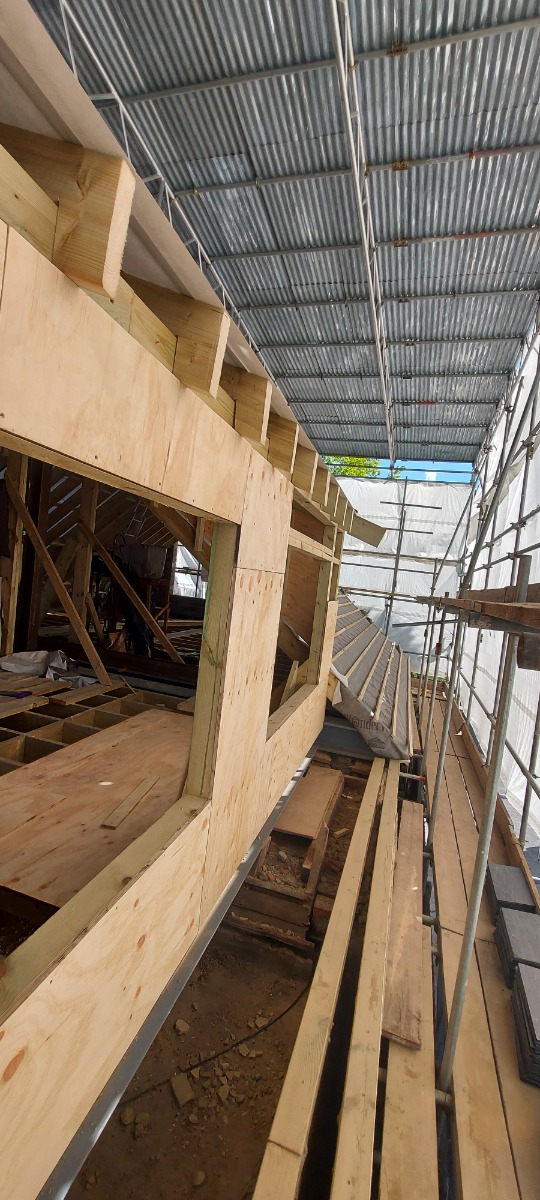 Roofer: Image 2