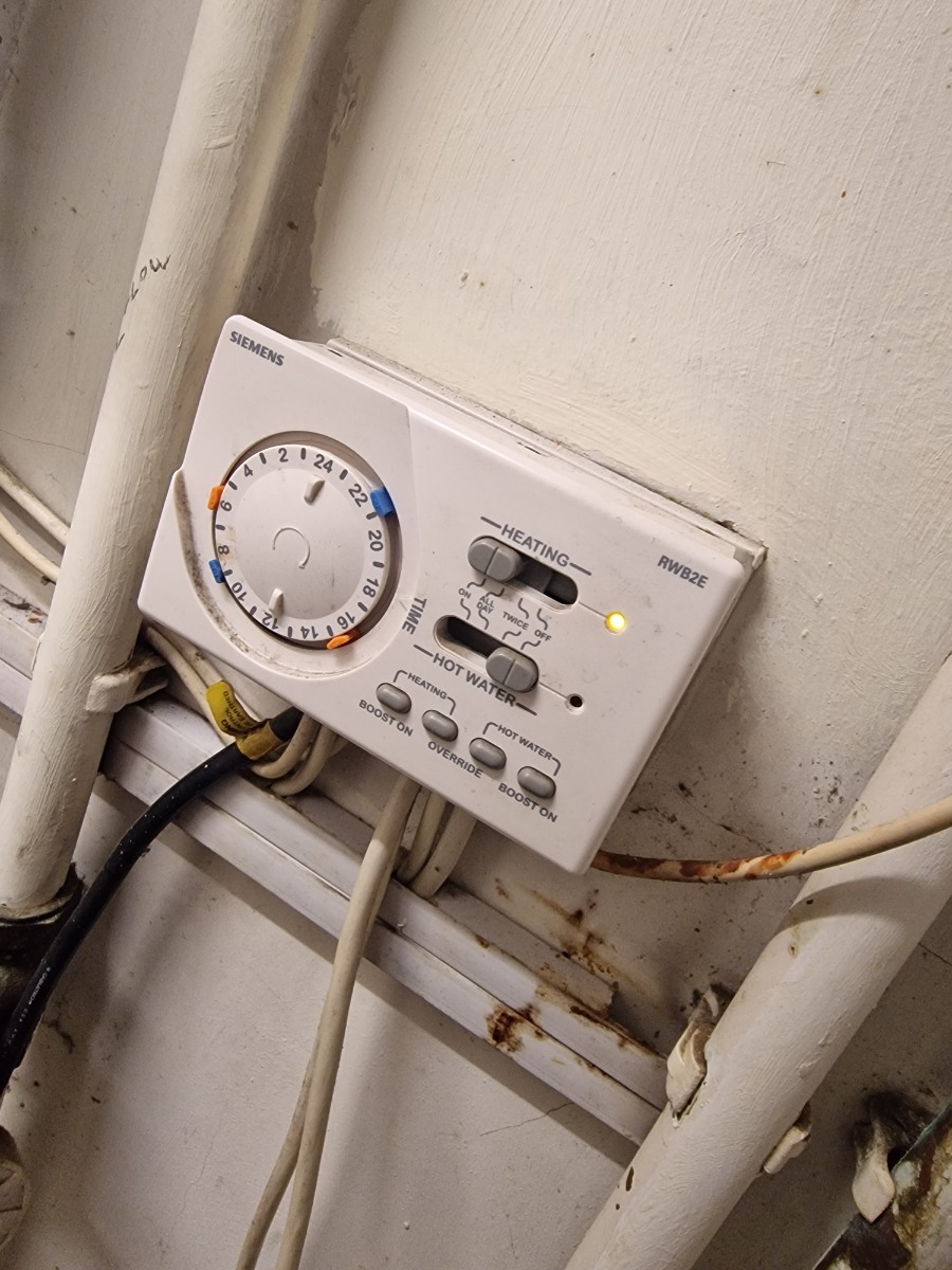 Heating Engineer: Image 54