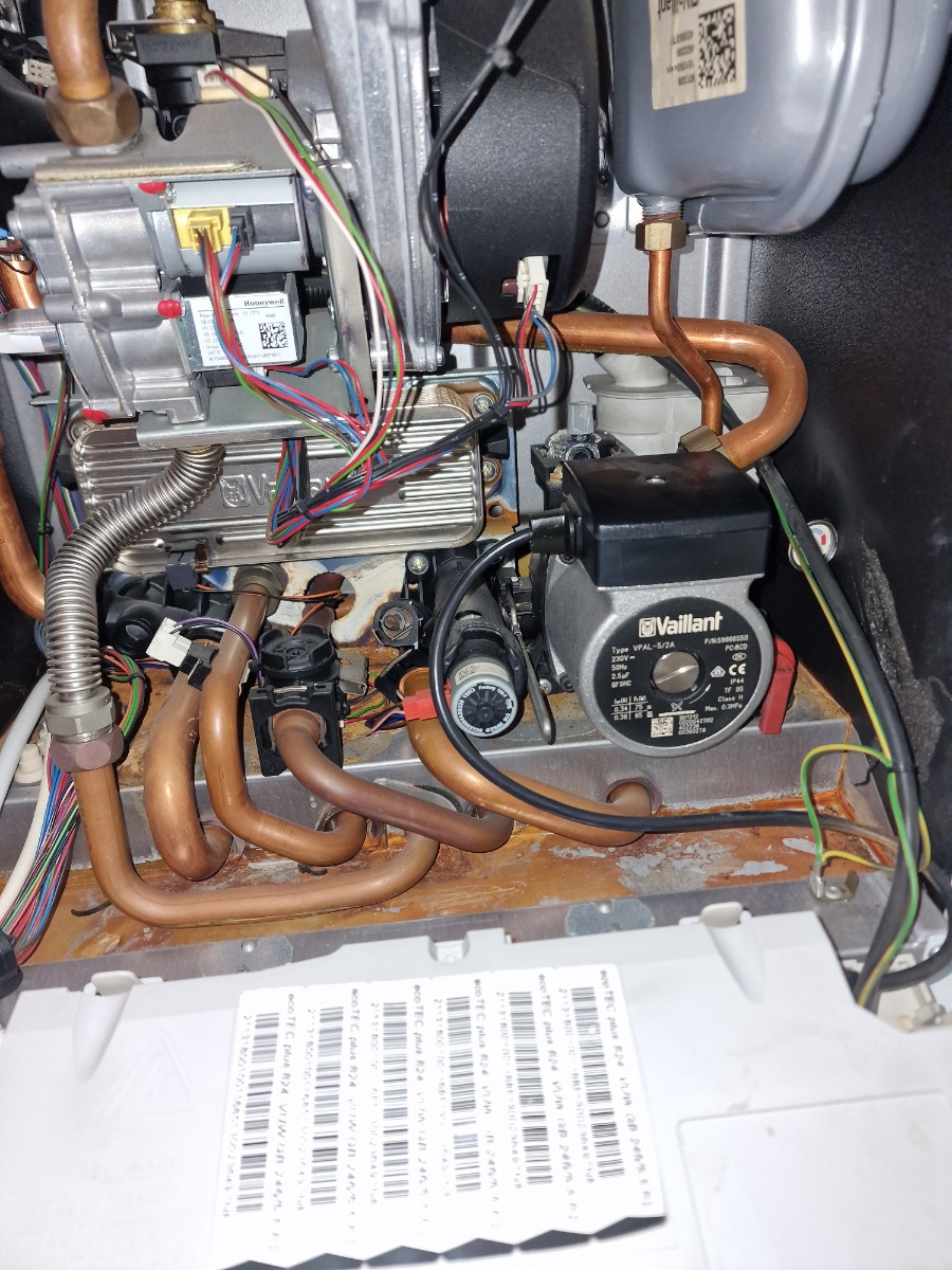 Heating Engineer: Image 60
