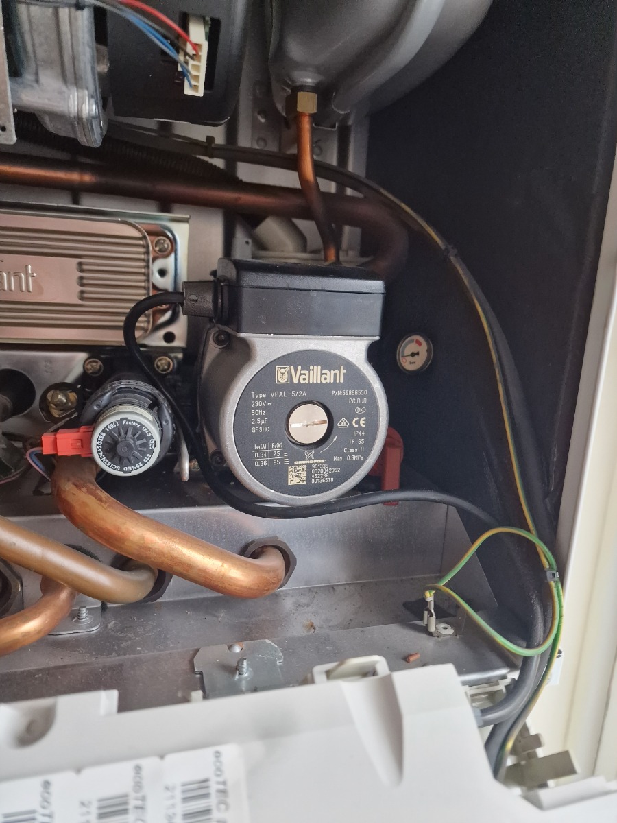 Heating Engineer: Image 128
