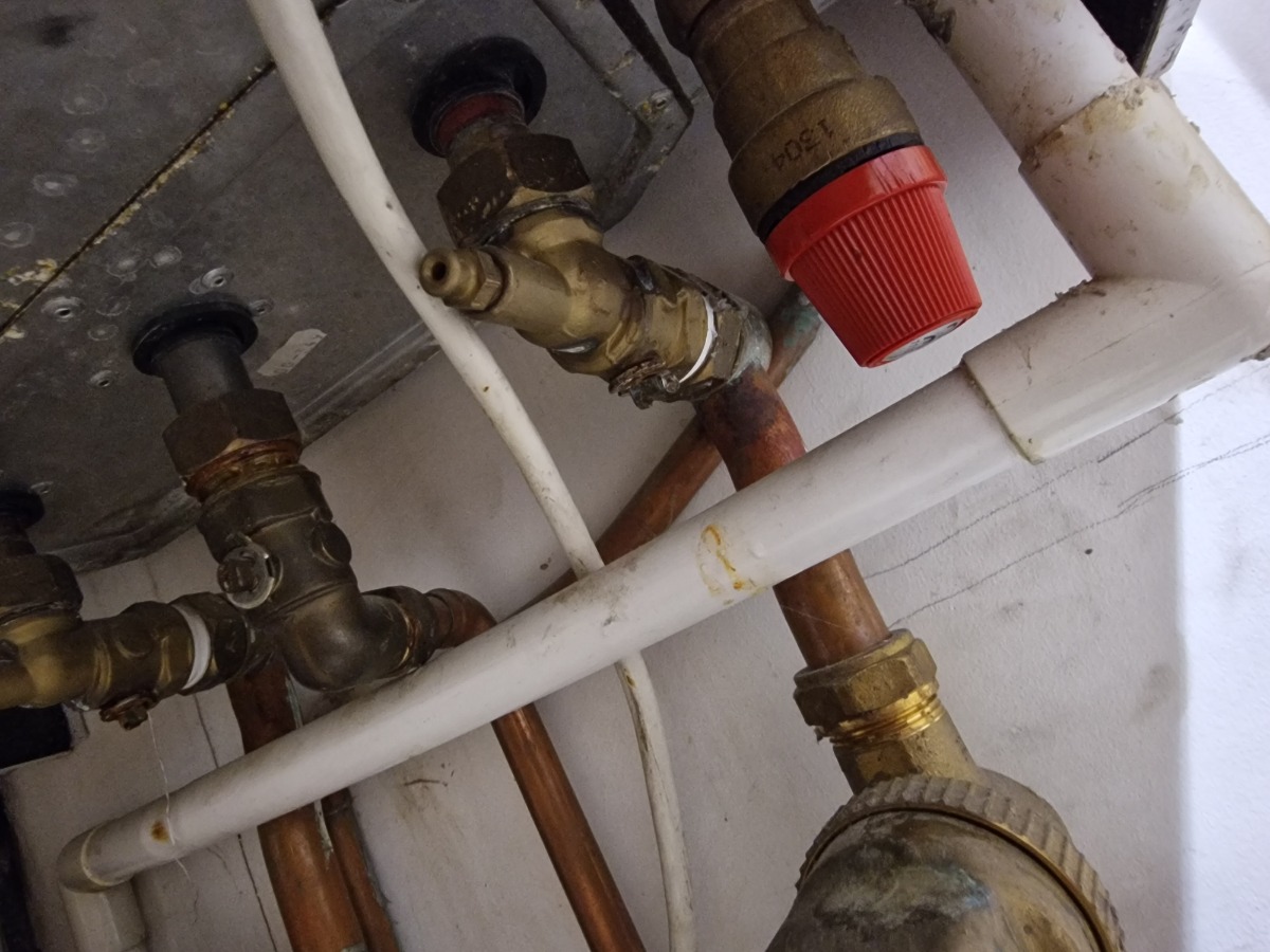 Heating Engineer: Image 132
