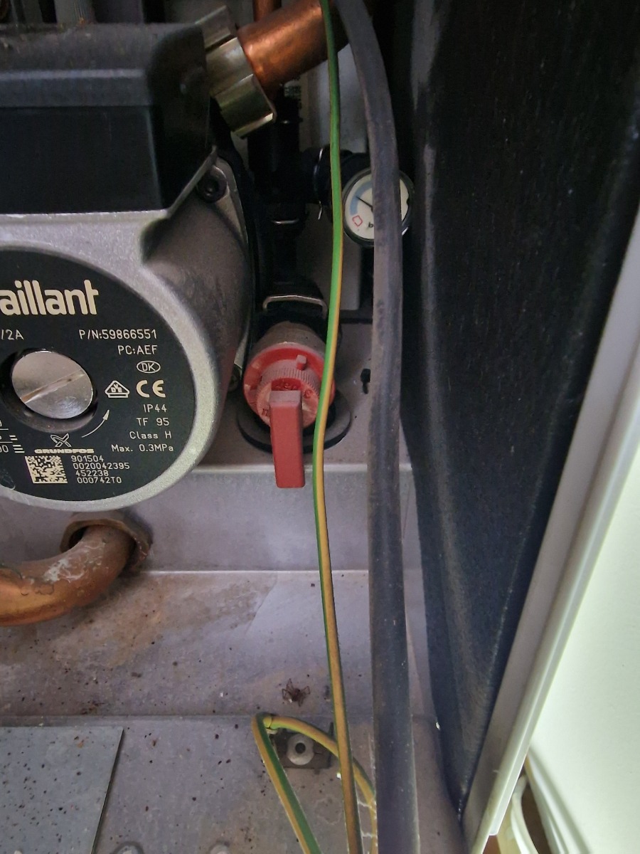 Heating Engineer: Image 176