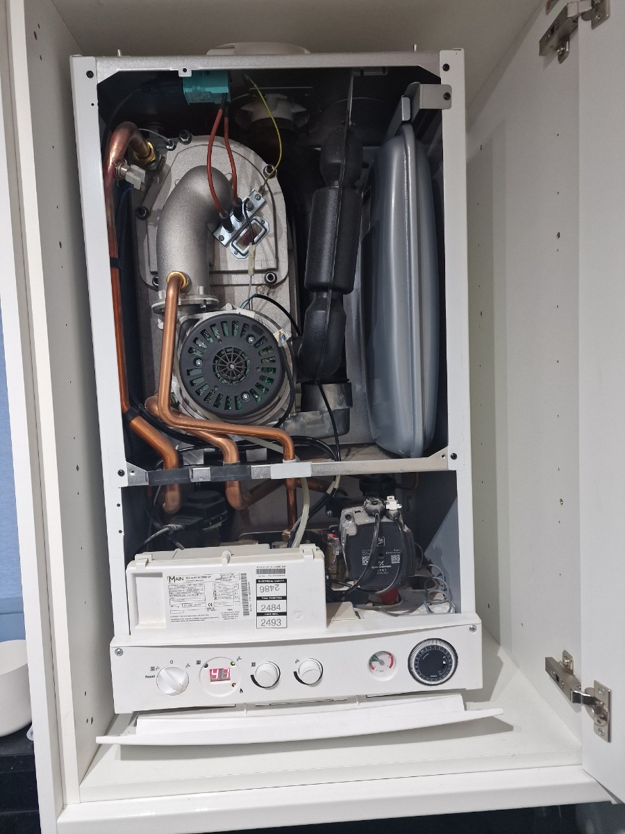 Heating Engineer: Image 190