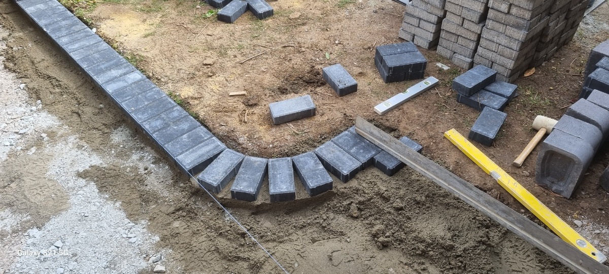 Landscaper: Image 3