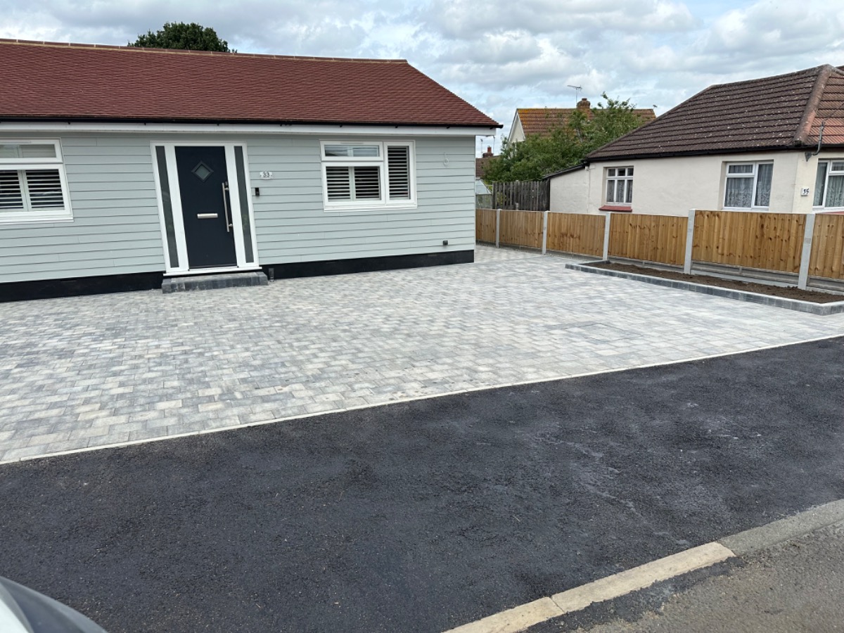 Driveway Specialist: Image 3
