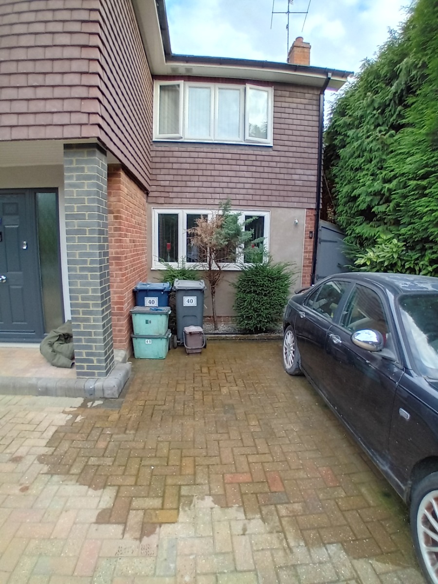 Company: Image 129