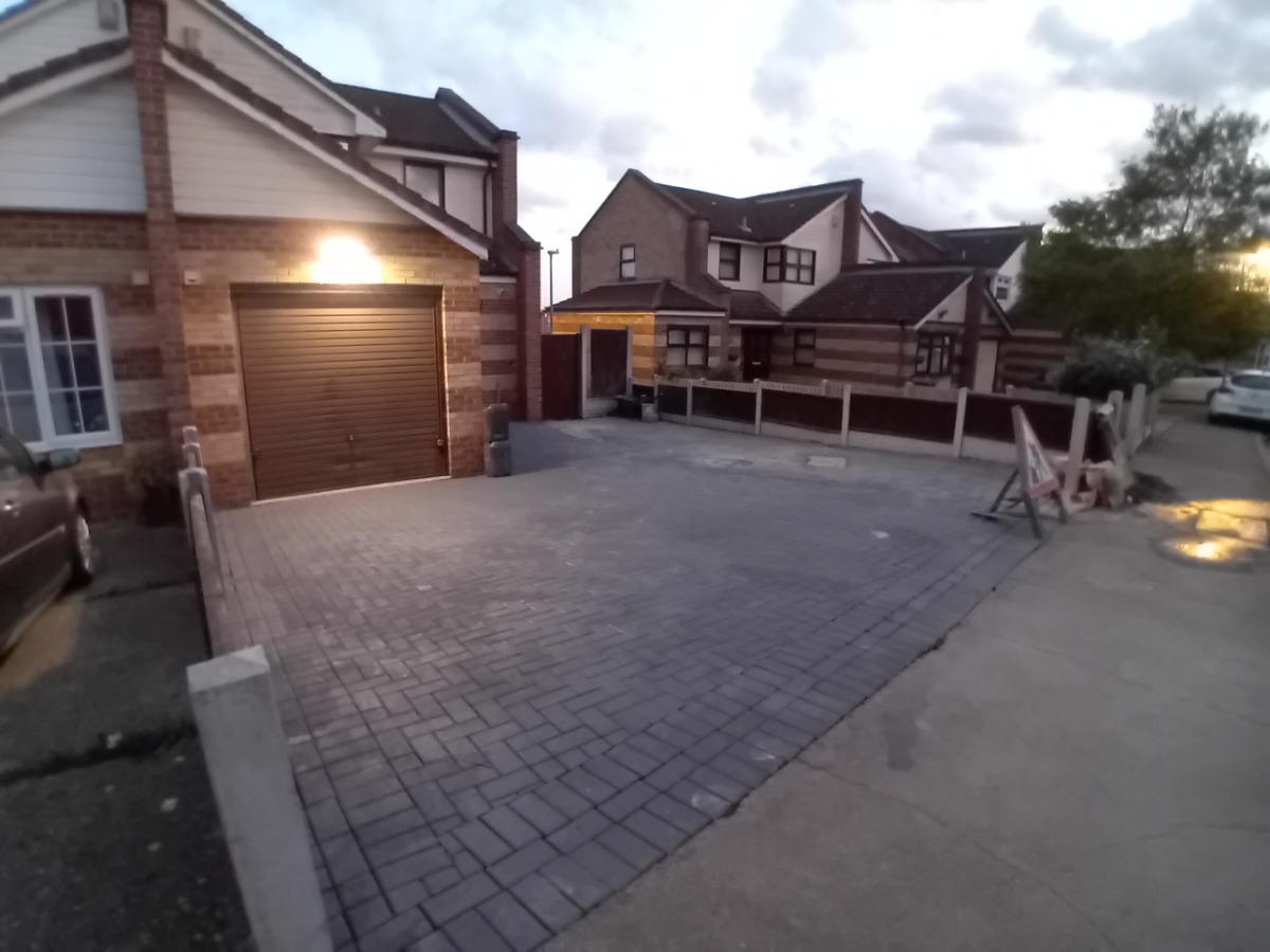 Company: Image 85
